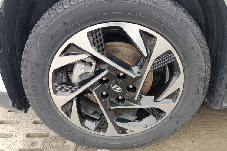 Used Hyundai Custo 2021 270TGDi Prestige LUX Exterior 4