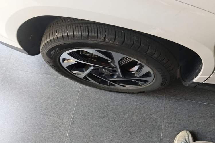 Used Hyundai Custo 2021 270TGDi Prestige LUX Exterior 5