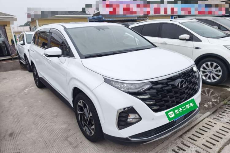 Used Hyundai Custo 2021 270TGDi Prestige LUX Front Right 45 Deg