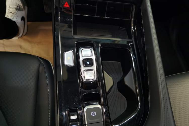 Used Hyundai Custo 2021 380TGDi Smart Love Flagship Edition TOP Premium Gear Lever