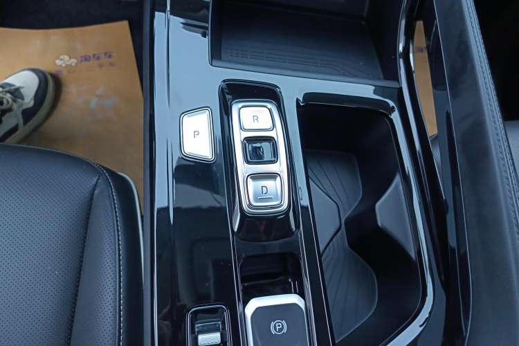 Used Hyundai Custo 2021 270TGDi Prestige LUX Gear Lever