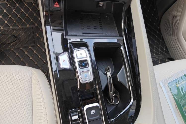 Used Hyundai Custo 2021 380TGDi Smart Luxury Premium LUX Gear Lever