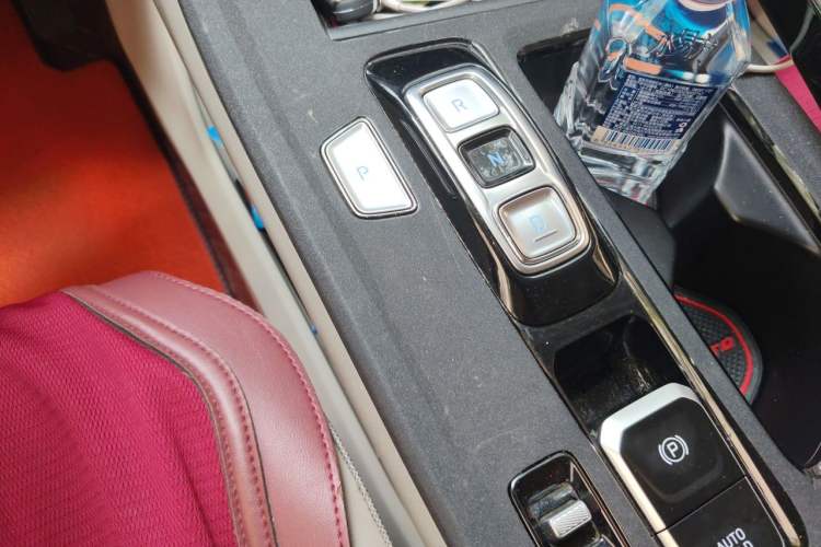Used Hyundai Custo 2021 270TGDi Prestige LUX Gear Lever