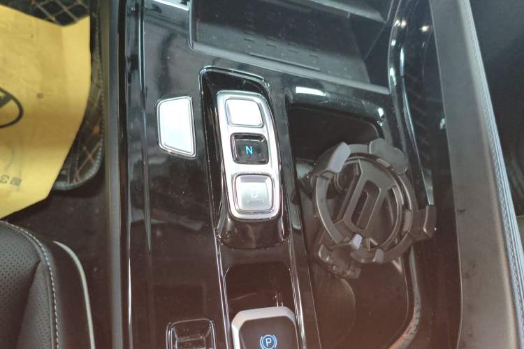 Used Hyundai Custo 2021 380TGDi Smart Love Flagship Edition TOP Premium Gear Lever
