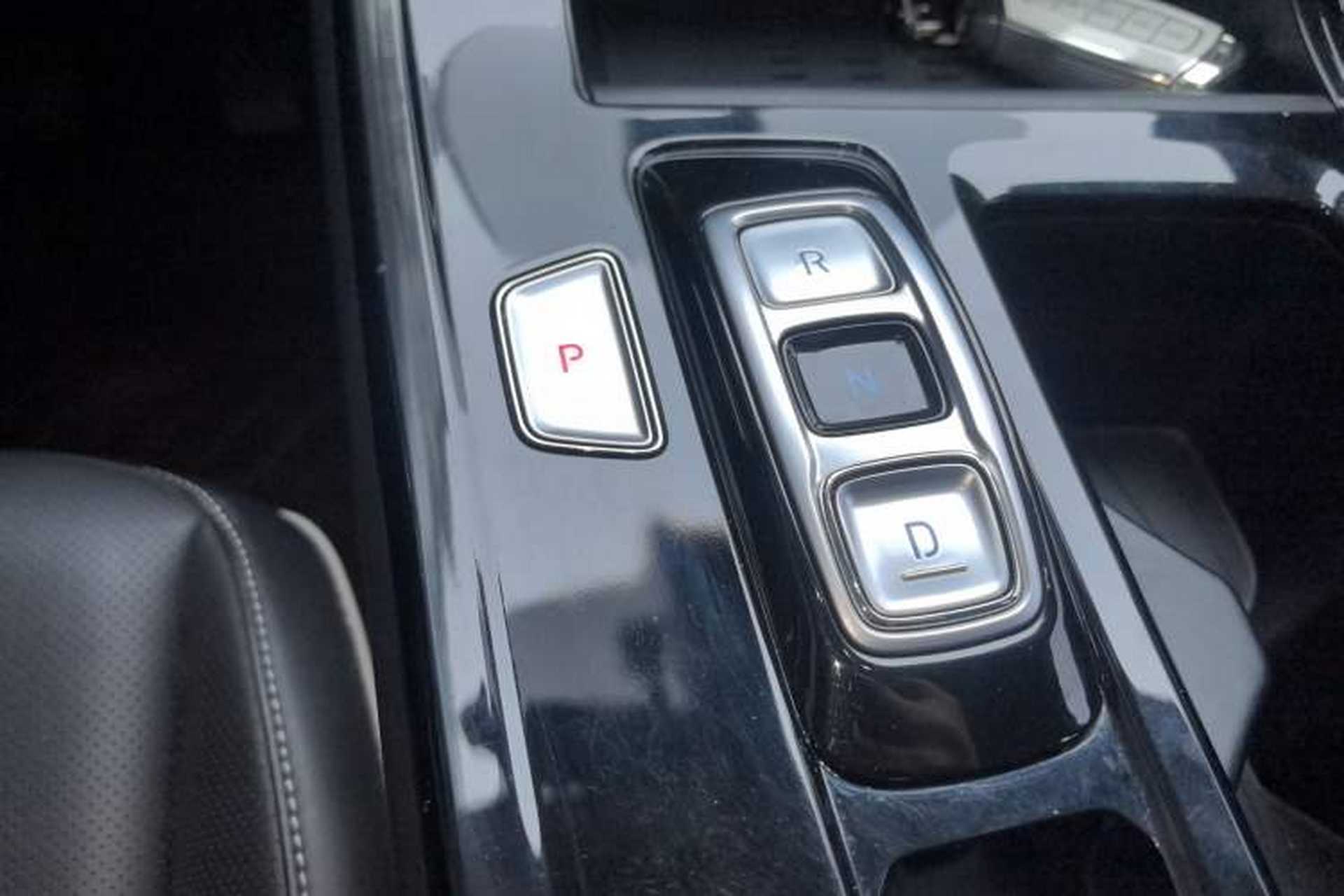 Used Hyundai Custo 2021 380TGDi Smart Love Flagship Edition TOP Premium Gear Lever
