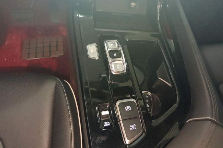 Used Hyundai Custo 2021 380TGDi Smart Luxury Premium LUX Gear Lever