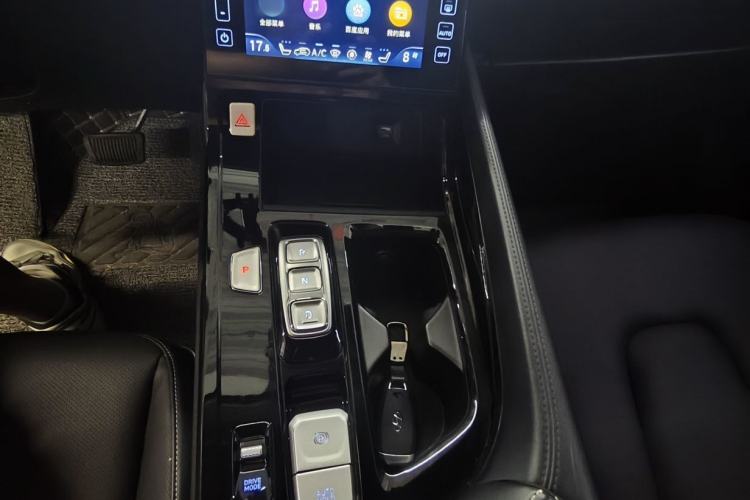 Used Hyundai Custo 2021 380TGDi Smart Love Flagship Edition TOP Premium Gear Lever