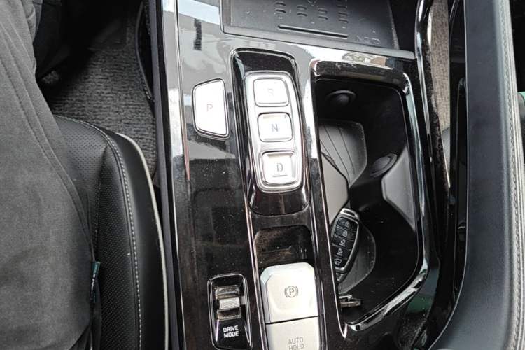 Used Hyundai Custo 2021 380TGDi Smart Love Flagship Edition TOP Premium Gear Lever
