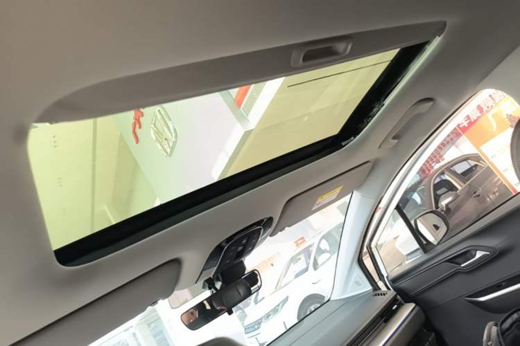 Used Hyundai Custo 2021 380TGDi Smart Love Flagship Edition TOP Premium Headliner