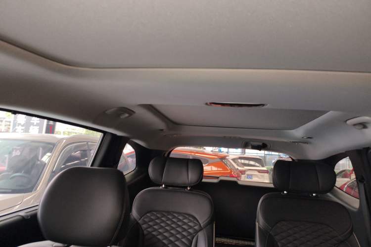 Used Hyundai Custo 2021 380TGDi Smart Love Flagship Edition TOP Premium Headliner