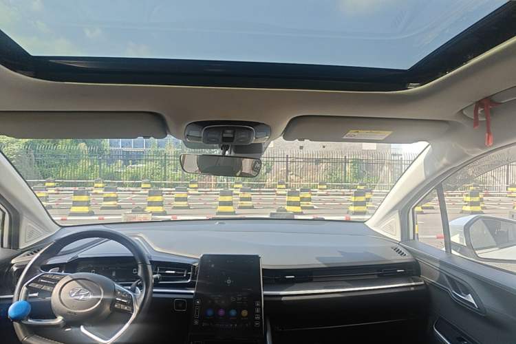 Used Hyundai Custo 2021 380TGDi Smart Love Flagship Edition TOP Premium Headliner