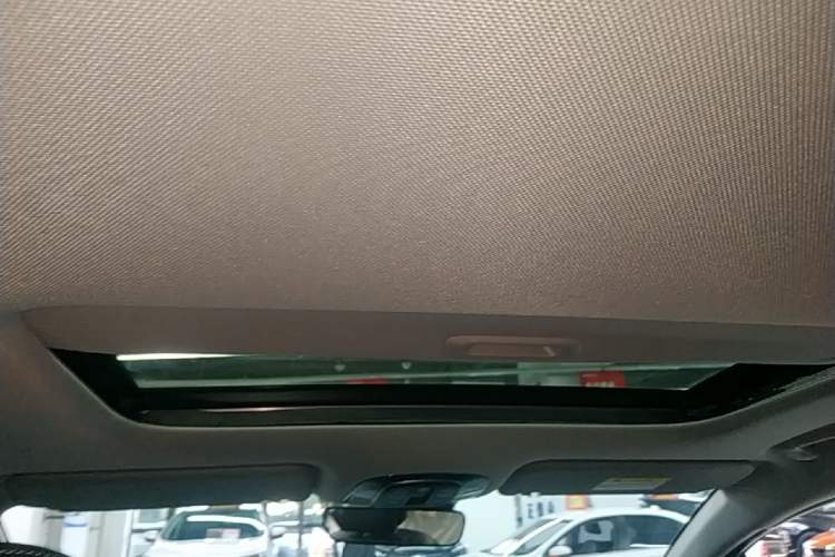 Used Hyundai Custo 2021 380TGDi Smart Love Flagship Edition TOP Premium Headliner