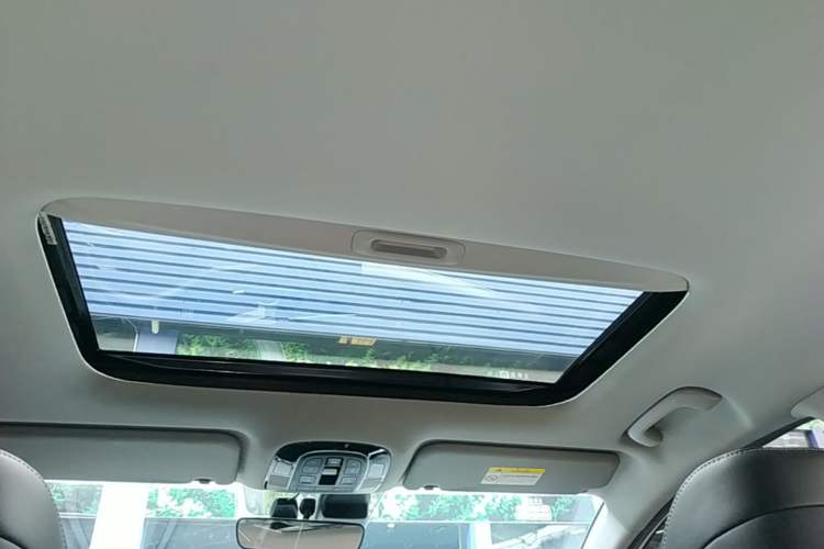 Used Hyundai Custo 2021 380TGDi Smart Love Flagship Edition TOP Premium Headliner