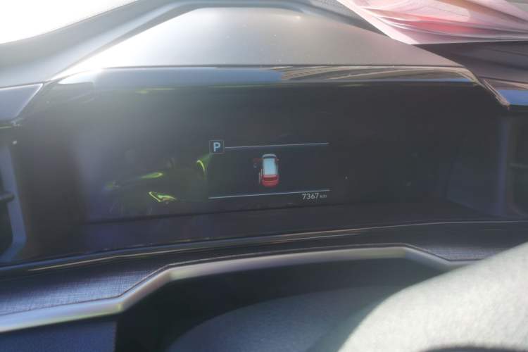 Used Hyundai Custo 2021 270TGDi Prestige LUX Instrument Cluster