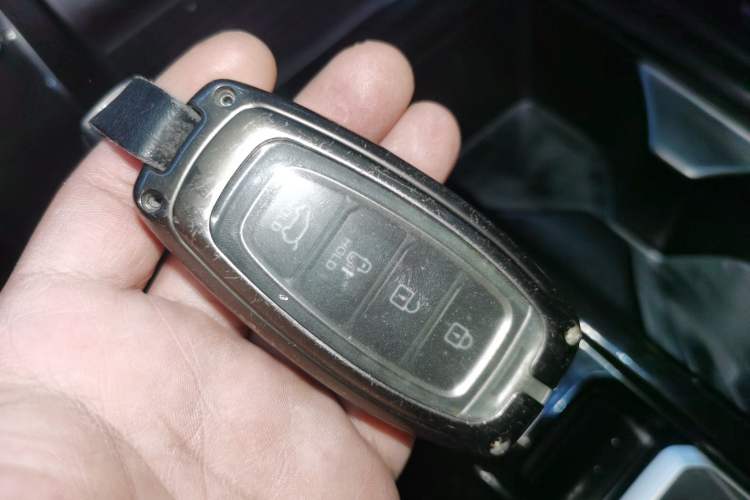 Used Hyundai Custo 2021 270TGDi Prestige LUX Interior 1