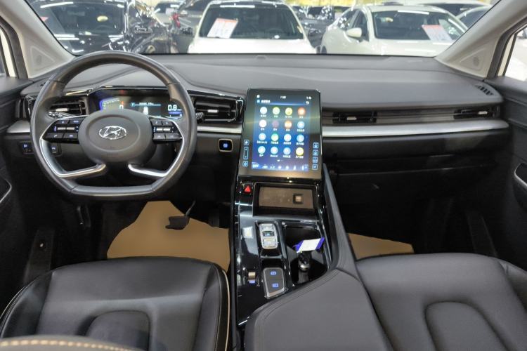 Used Hyundai Custo 2021 270TGDi Prestige LUX Interior 2