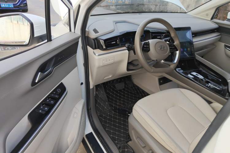 Used Hyundai Custo 2021 380TGDi Smart Luxury Premium LUX Interior 3