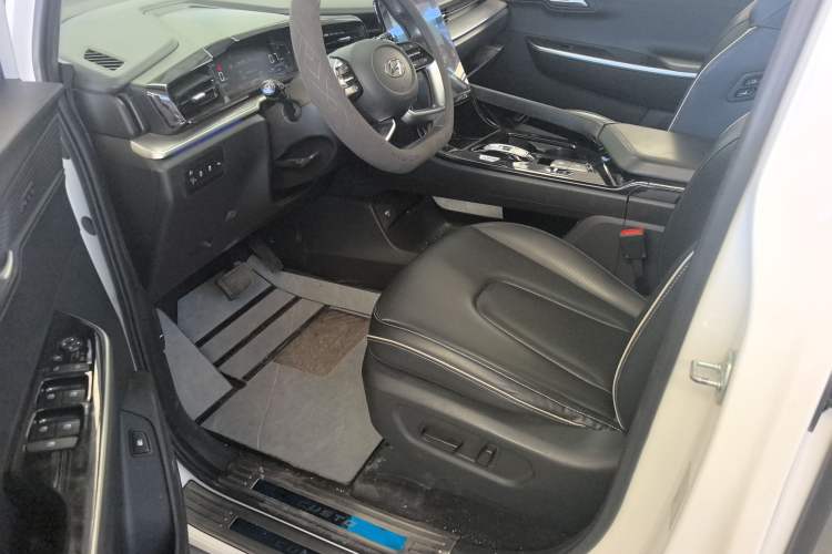 Used Hyundai Custo 2021 380TGDi Smart Luxury Premium LUX Interior 3