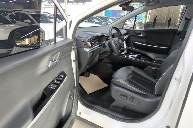 Used Hyundai Custo 2021 270TGDi Prestige LUX Interior 3