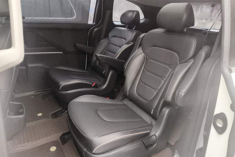 Used Hyundai Custo 2021 270TGDi Prestige LUX Interior 4
