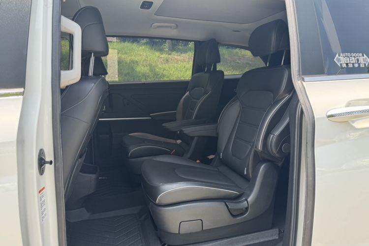 Used Hyundai Custo 2021 270TGDi Prestige LUX Interior 4