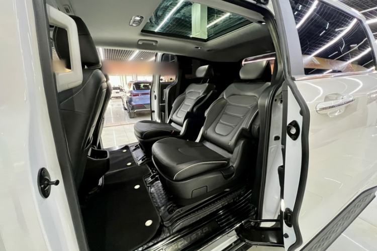 Used Hyundai Custo 2021 270TGDi Prestige LUX Interior 5