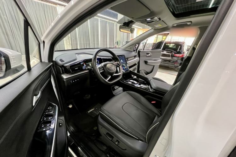 Used Hyundai Custo 2021 270TGDi Prestige LUX Interior 6
