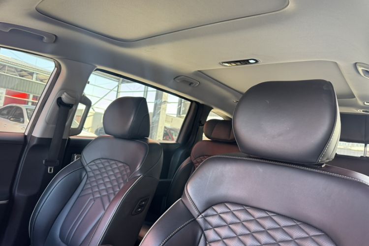 Used Hyundai Custo 2021 270TGDi Prestige LUX Interior 6