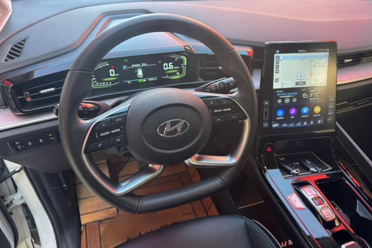 Used Hyundai Custo 2021 270TGDi Prestige LUX Interior 8