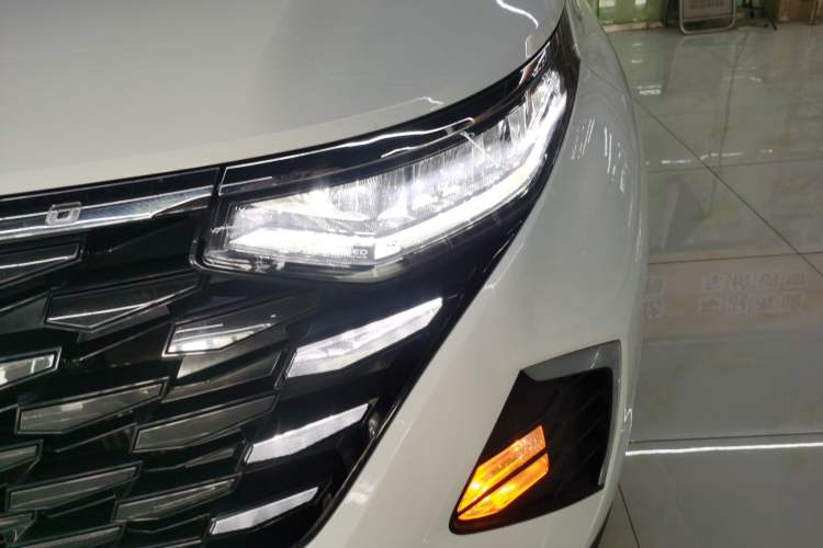 Used Hyundai Custo 2021 270TGDi Prestige LUX Left Front Headlight