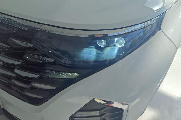 Used Hyundai Custo 2021 380TGDi Smart Luxury Premium LUX Left Front Headlight