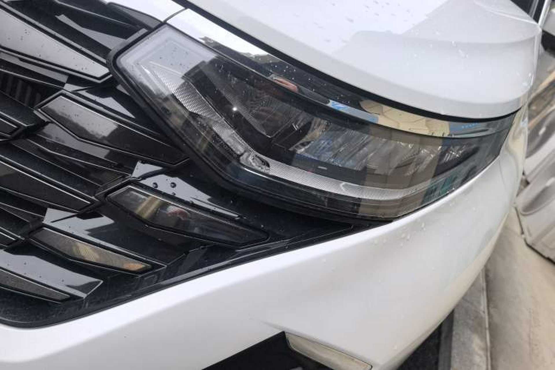 Used Hyundai Custo 2021 380TGDi Smart Love Flagship Edition TOP Premium Left Front Headlight