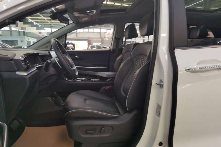 Used Hyundai Custo 2021 380TGDi Smart Love Flagship Edition TOP Premium Left Front Seat
