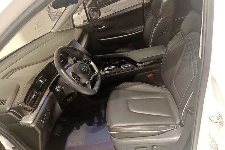 Used Hyundai Custo 2021 380TGDi Smart Luxury Premium LUX Left Front Seat