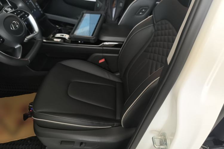 Used Hyundai Custo 2021 380TGDi Smart Love Flagship Edition TOP Premium Left Front Seat