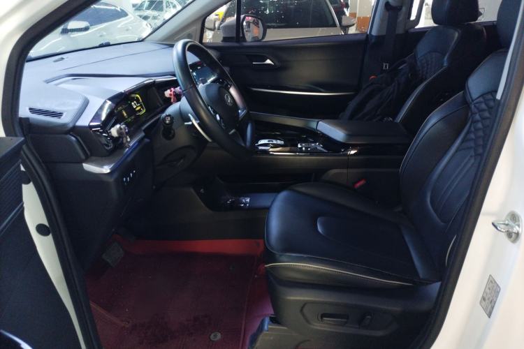 Used Hyundai Custo 2021 380TGDi Smart Love Flagship Edition TOP Premium Left Front Seat