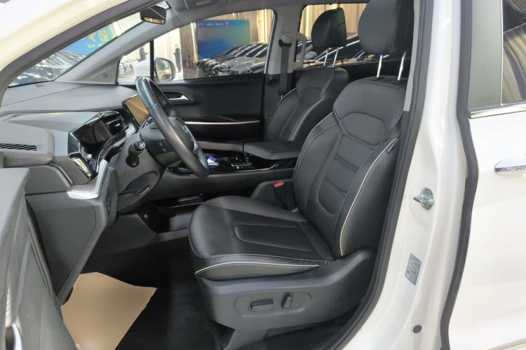 Used Hyundai Custo 2021 270TGDi Prestige LUX Left Front Seat