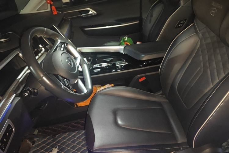 Used Hyundai Custo 2021 380TGDi Smart Luxury Premium LUX Left Front Seat