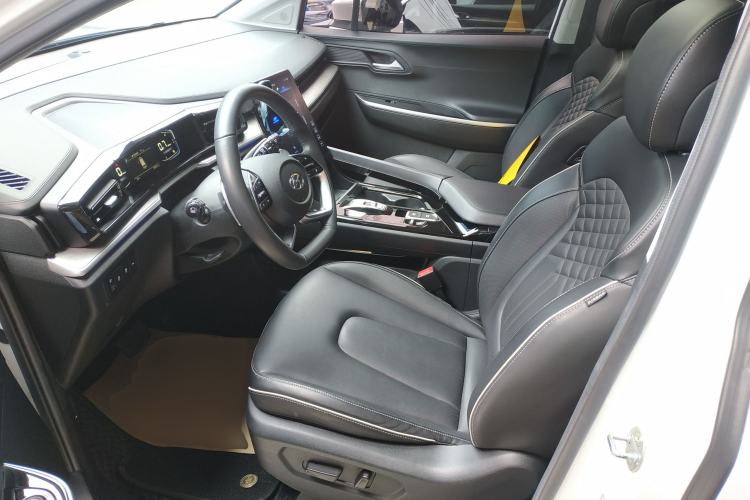 Used Hyundai Custo 2021 380TGDi Smart Love Flagship Edition TOP Premium Left Front Seat