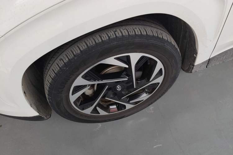 Used Hyundai Custo 2021 380TGDi Smart Love Flagship Edition TOP Premium Left Front Wheel Hub
