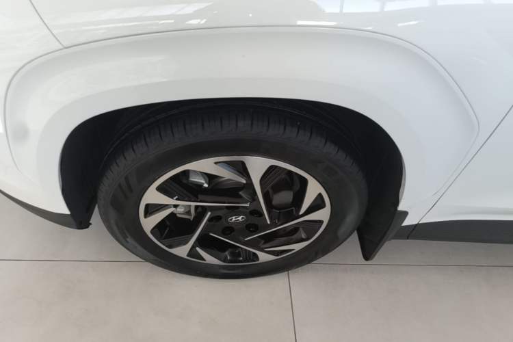 Used Hyundai Custo 2021 380TGDi Smart Love Flagship Edition TOP Premium Left Front Wheel Hub