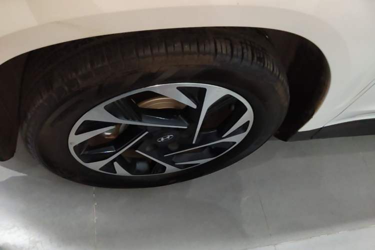 Used Hyundai Custo 2021 380TGDi Smart Love Flagship Edition TOP Premium Left Front Wheel Hub