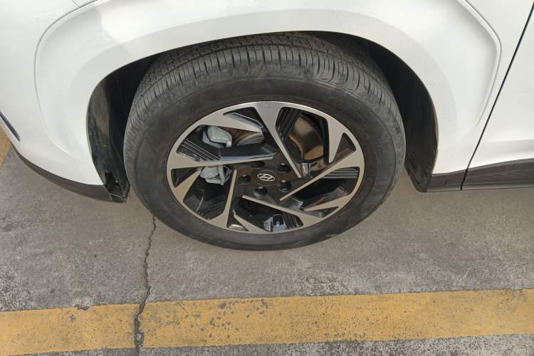 Used Hyundai Custo 2021 380TGDi Smart Love Flagship Edition TOP Premium Left Front Wheel Hub