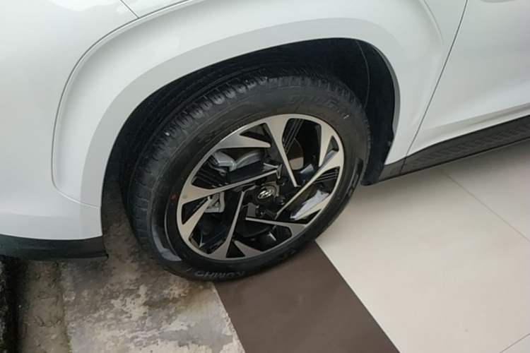 Used Hyundai Custo 2021 380TGDi Smart Love Flagship Edition TOP Premium Left Front Wheel Hub
