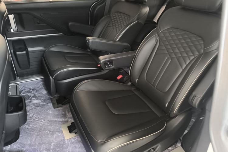 Used Hyundai Custo 2021 380TGDi Smart Love Flagship Edition TOP Premium Left Rear Seat