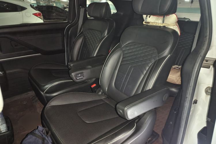 Used Hyundai Custo 2021 380TGDi Smart Luxury Premium LUX Left Rear Seat