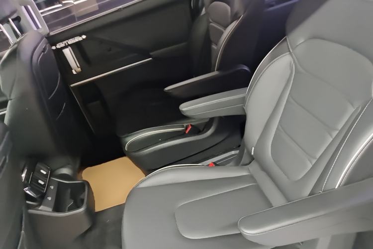 Used Hyundai Custo 2021 270TGDi Prestige LUX Left Rear Seat