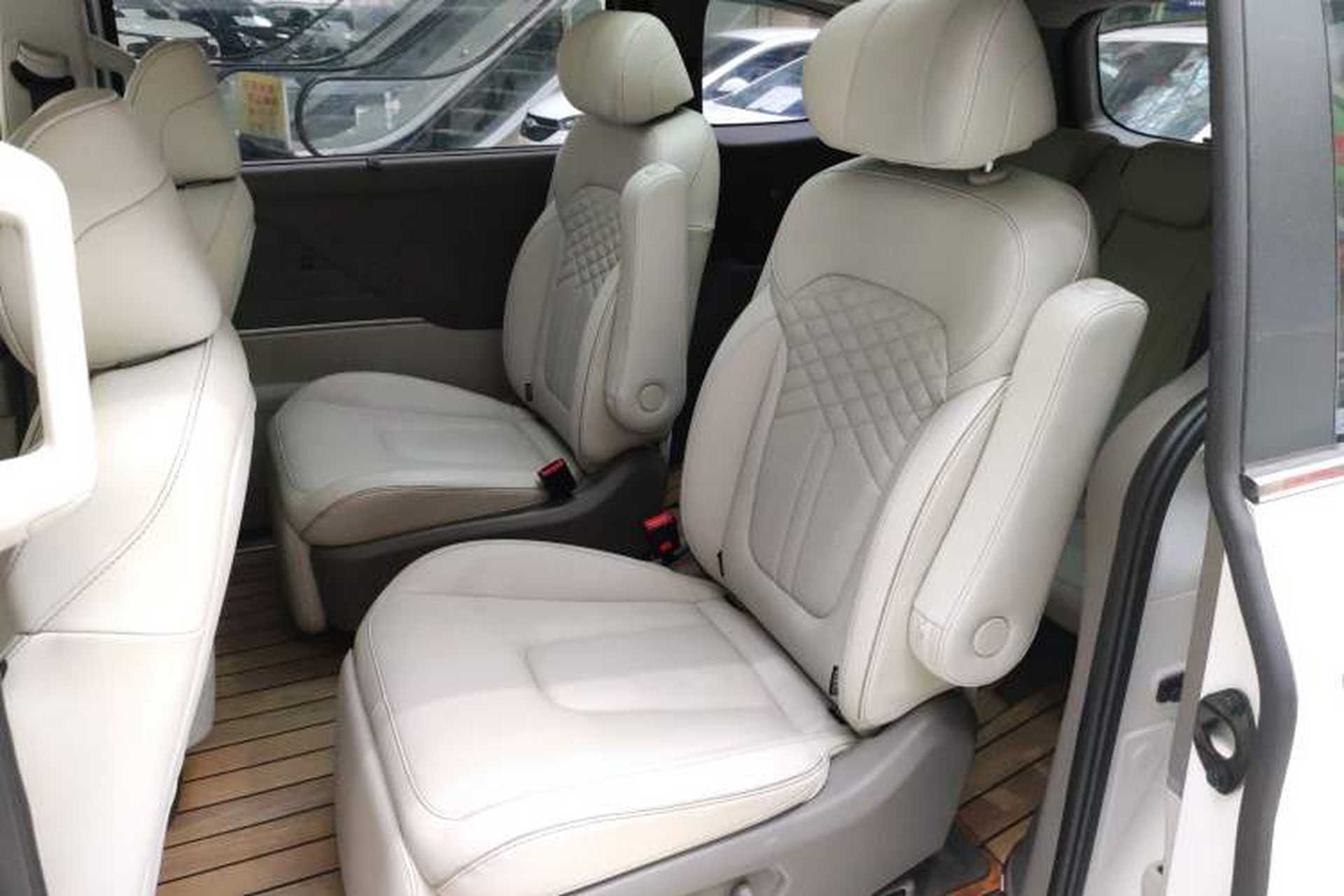 Used Hyundai Custo 2021 380TGDi Smart Luxury Premium LUX Left Rear Seat