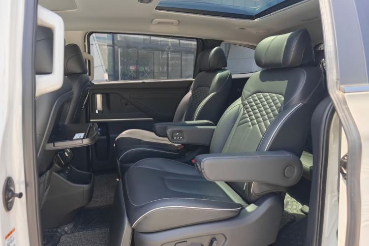 Used Hyundai Custo 2021 380TGDi Smart Love Flagship Edition TOP Premium Left Rear Seat