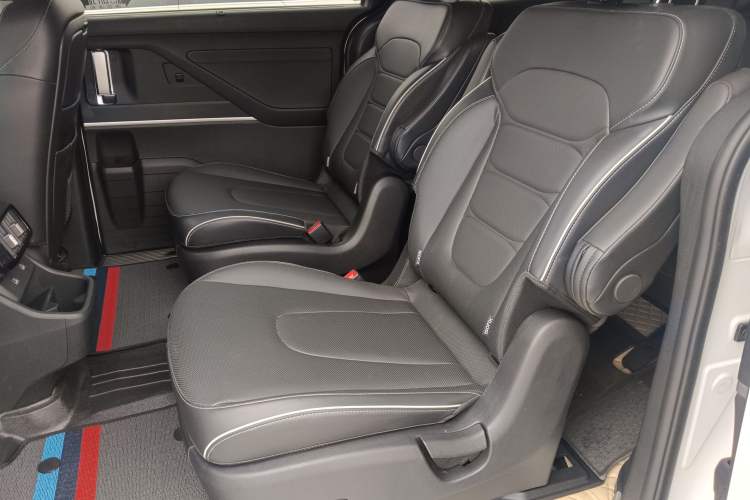 Used Hyundai Custo 2021 270TGDi Prestige LUX Left Rear Seat